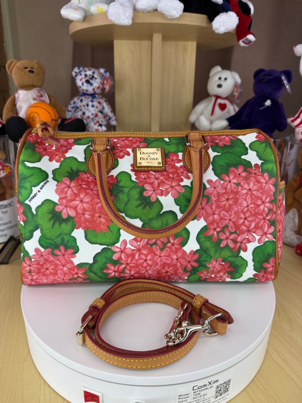 💥DOONEY & BOURKE - DE619